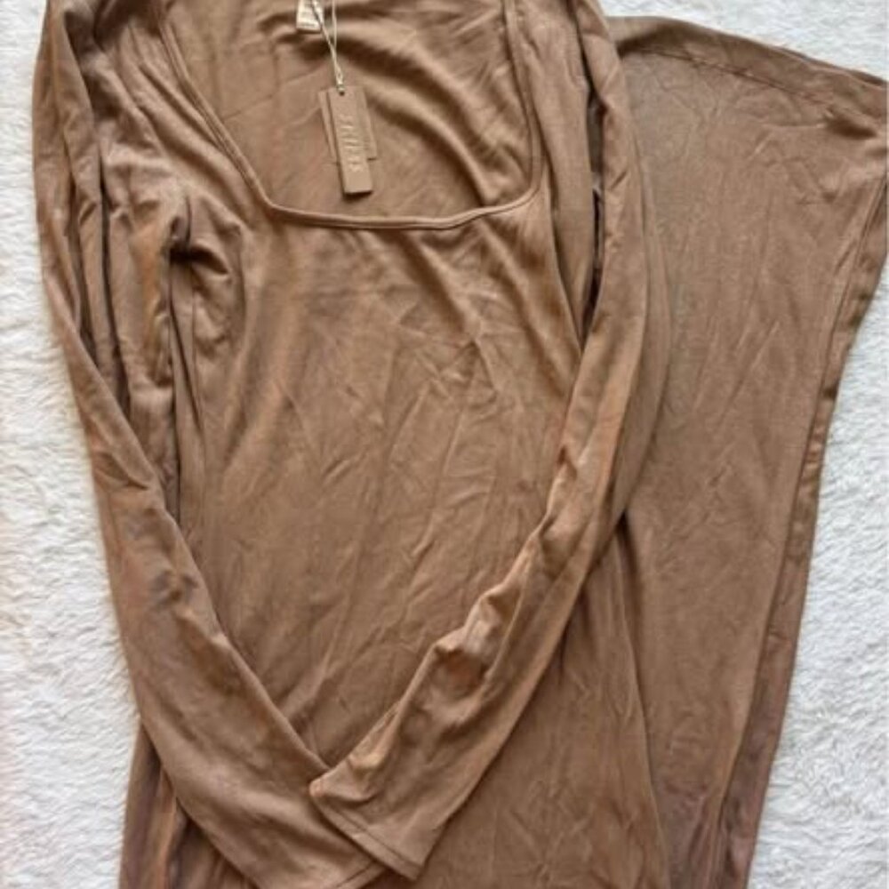 NWT Skims Soft Lounge Long Sleeve Maxi Dress in Camel Nude Color - Size L